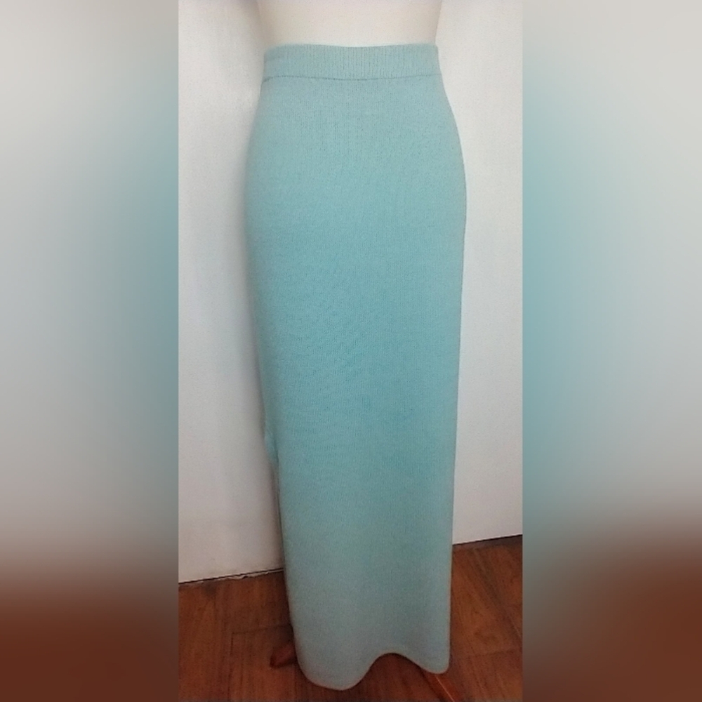 ST. JOHN EVENING MAXI KNIT SKIRT - Picture 4 of 6